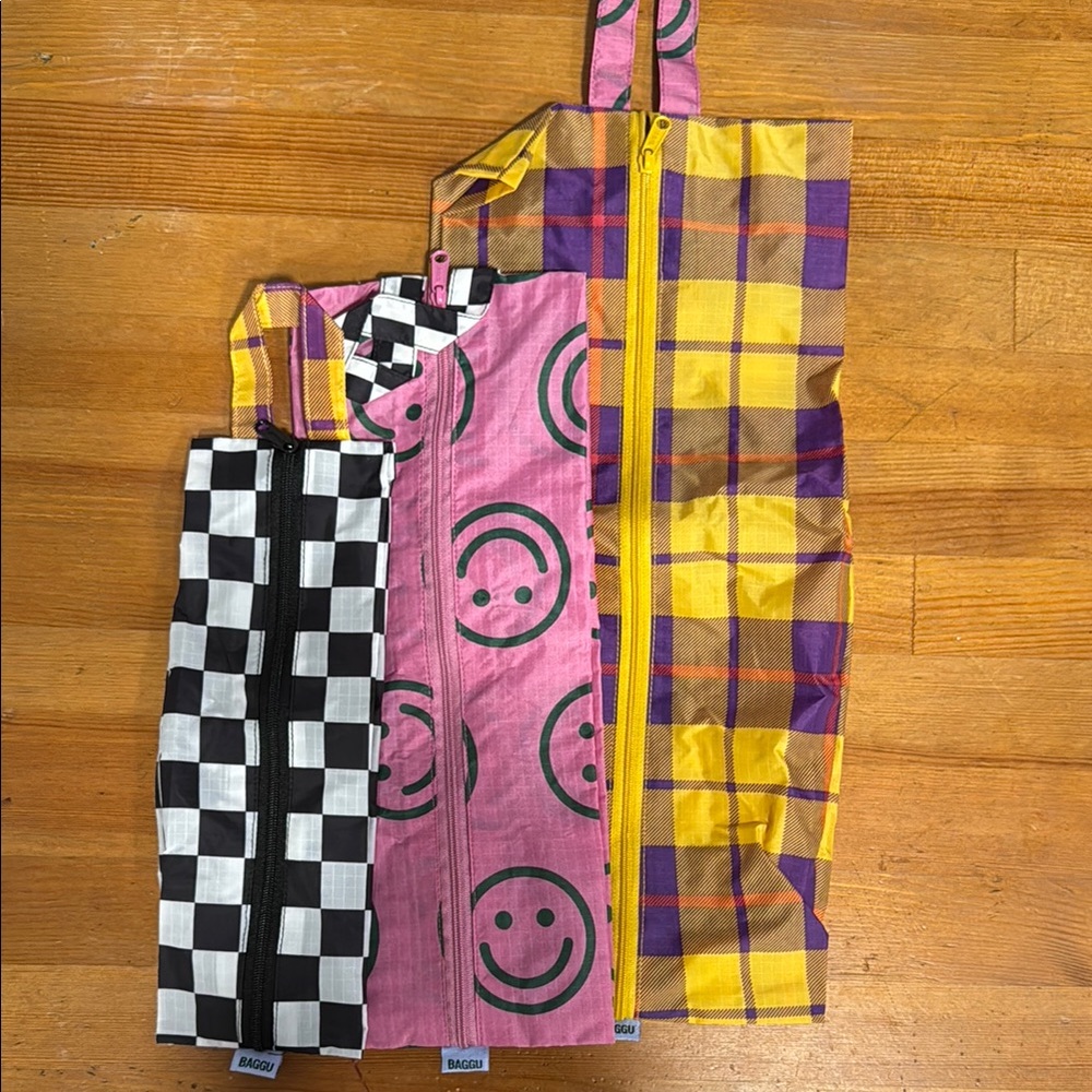 baggu deadstock pouch set!